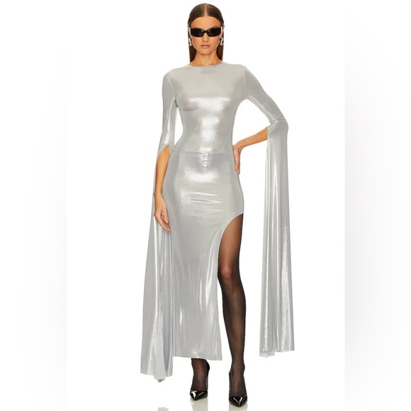 Open Back Ribbon Sleeve Wide Slit Gown in Silver - Picture 4 of 4